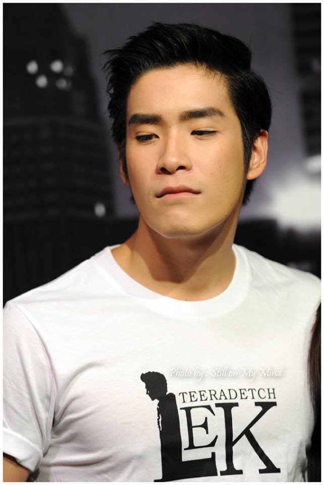 อาเล็ก ธีรเดช