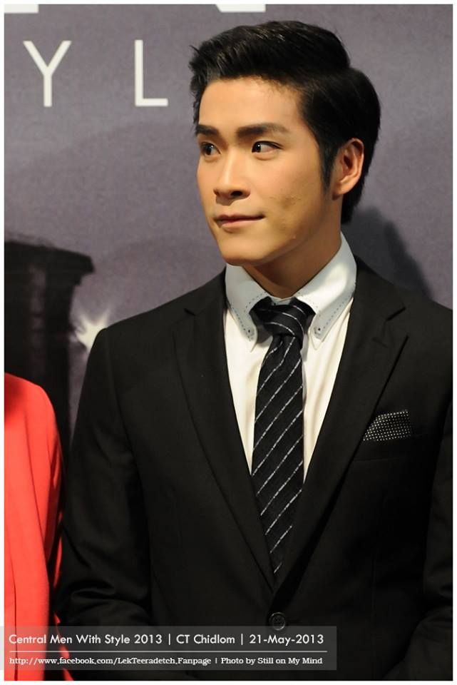 อาเล็ก ธีรเดช