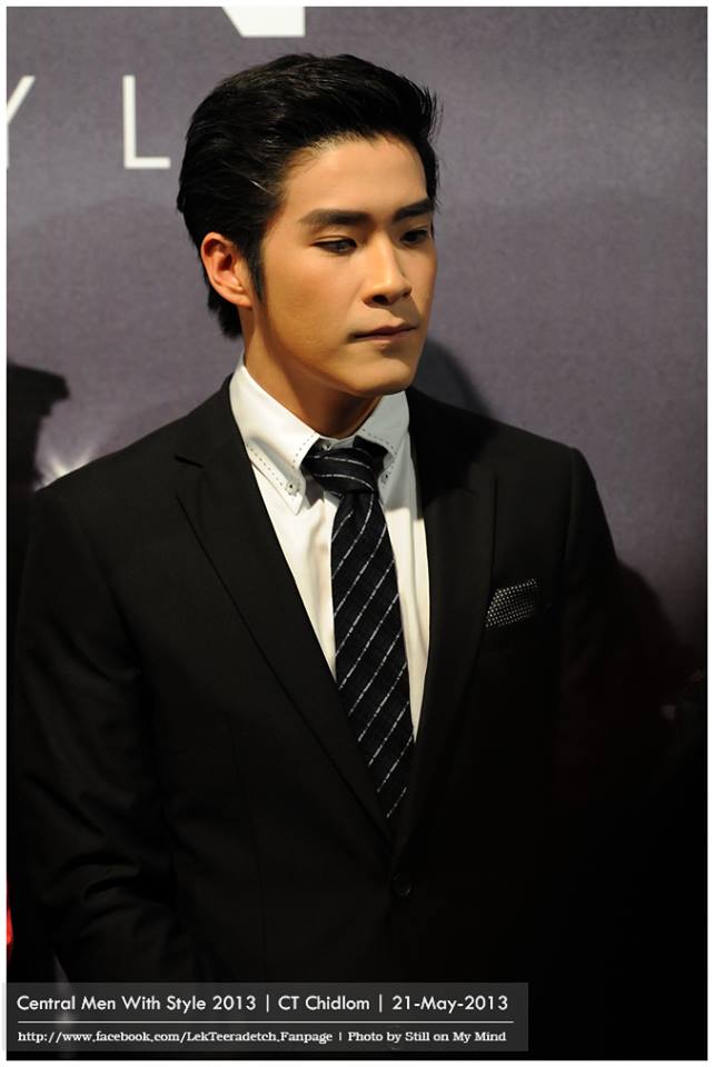 อาเล็ก ธีรเดช