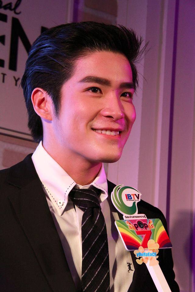 อาเล็ก ธีรเดช