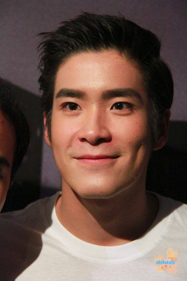 อาเล็ก ธีรเดช