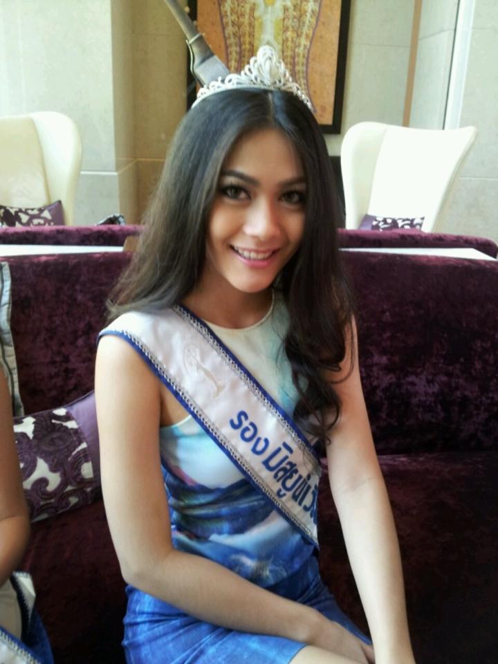 น้องๆมิสยูนิเวิร์สไทยแลนด์ 2013 ขอบคุณสื่อจ้า