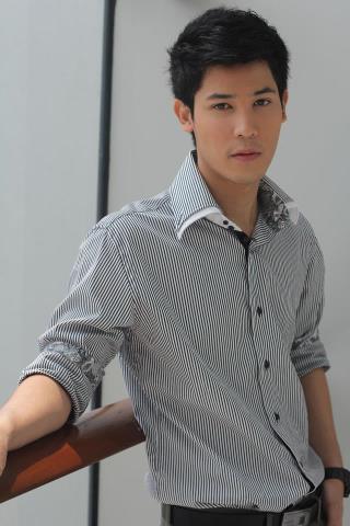 หนุ่มม.กรุงเทพ