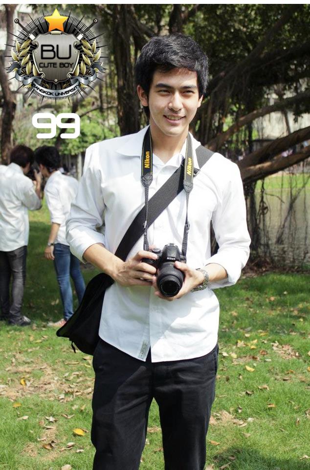 หนุ่มม.กรุงเทพ