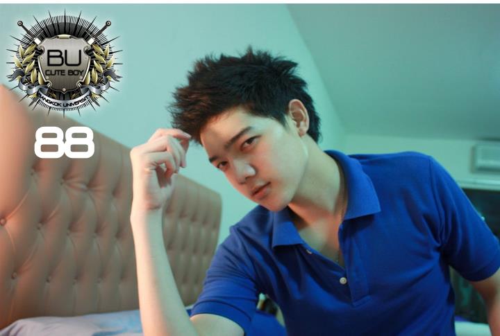 หนุ่มม.กรุงเทพ