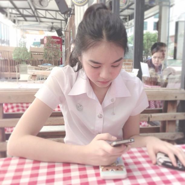 ขนมจีน กุลมาศ เธอสวยมาก @ Instagram