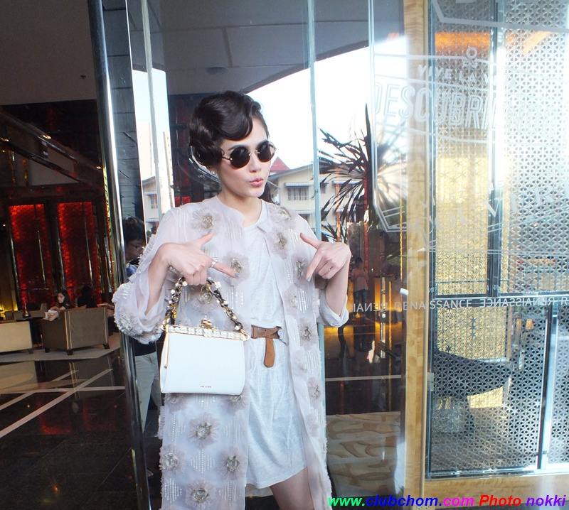 ชมพู่ อารยา ในงานFrom Cannes with Love, by Chompoo and L'Oreal Paris