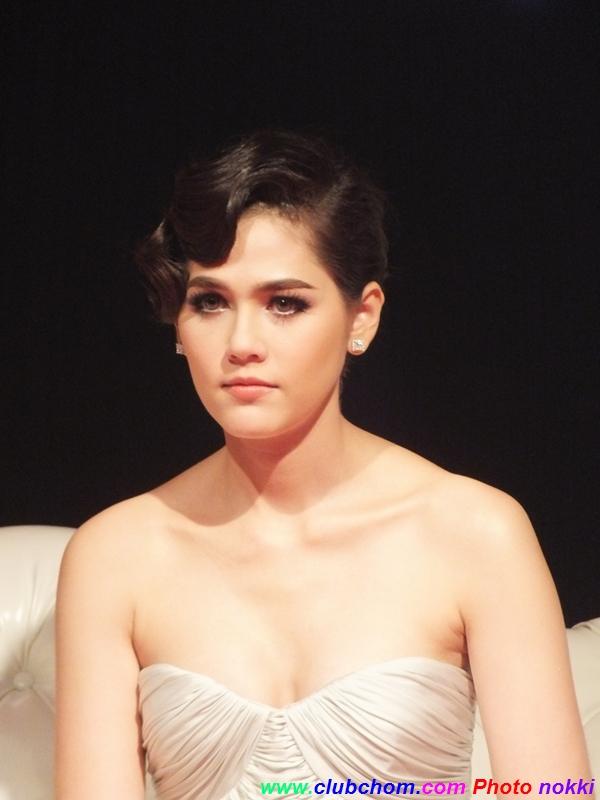 ชมพู่ อารยา ในงานFrom Cannes with Love, by Chompoo and L'Oreal Paris
