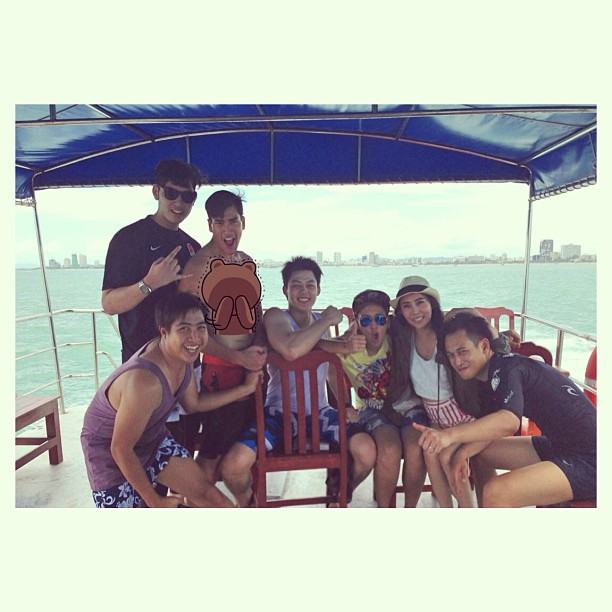 หมาก-ณเดชน์ ออกทริปแสนสนุก ล่องทะเลพัทยา
