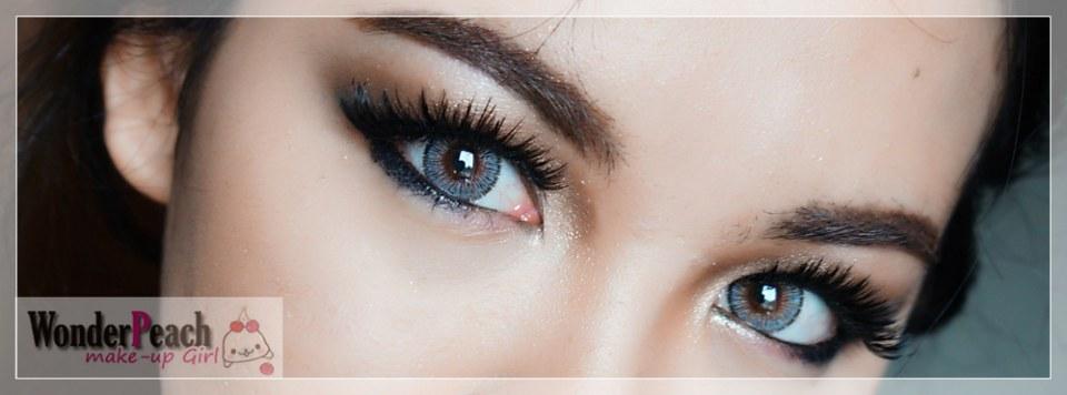 สาวสวยแต่งหน้าให้เหมือน ชมพู่ อารยา