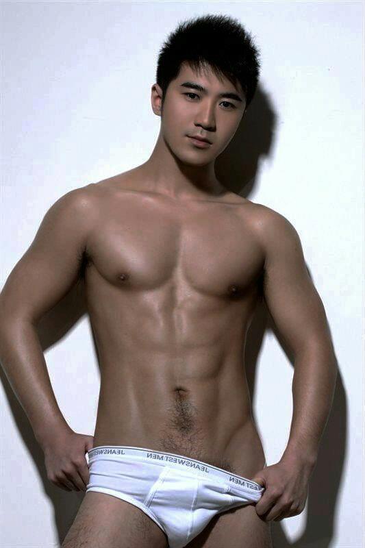 พ่อหนุ่ม หุ่นฟิน 71 !!