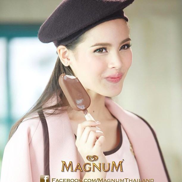 @urassayas's Instagram