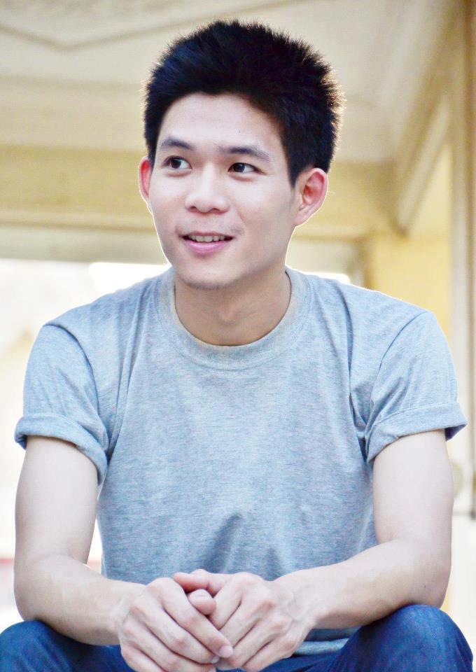 หนุ่มม.ธรรมศาสตร์
