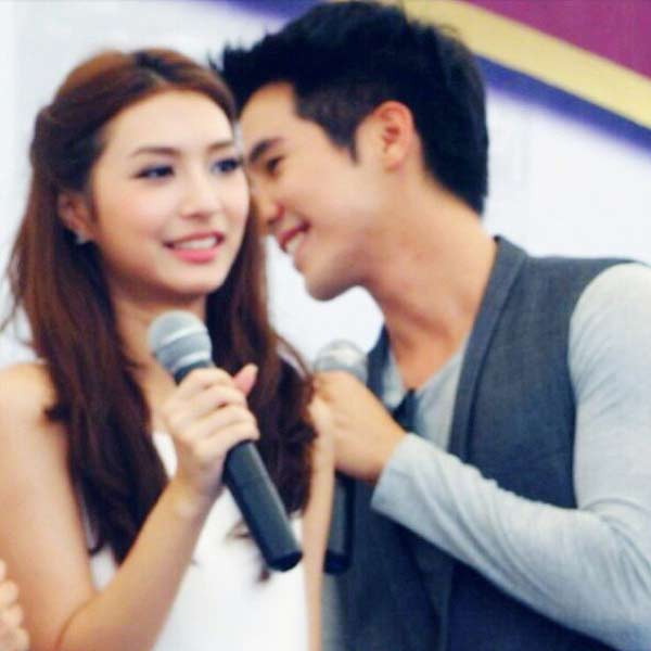 โป๊ป มิว กอดกันกลม จิ้นกระจาย ในงานประมูลการกุศล