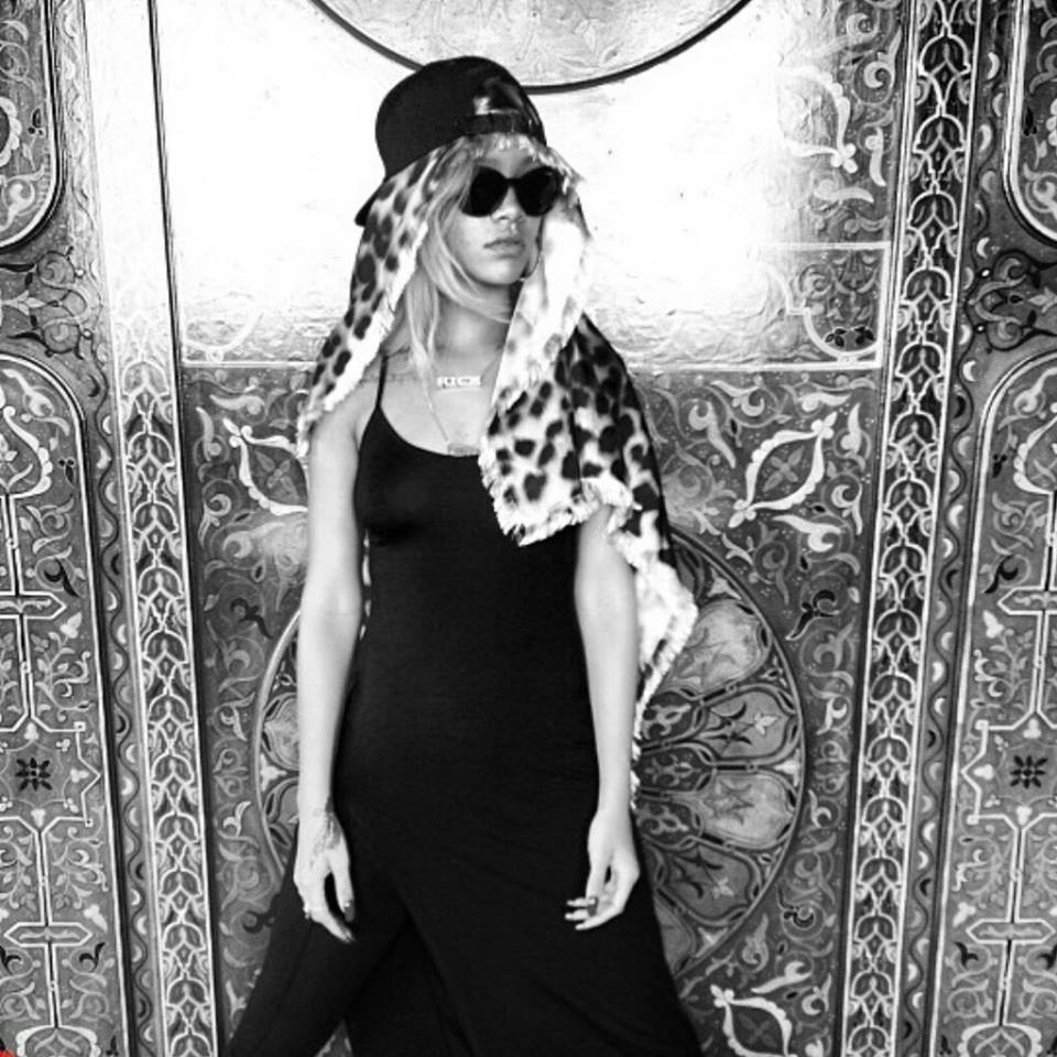 Rihanna ถ่าย MV Pour It Up แล้ว
