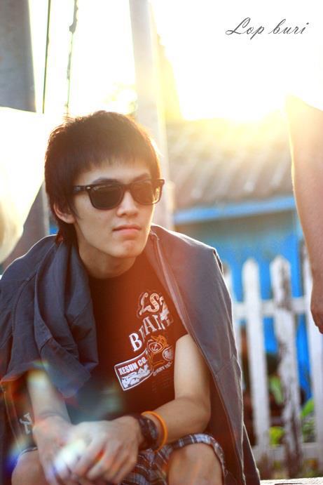 หนุ่มๆ จากรั้ว สาธิต ม.ขอนแก่น