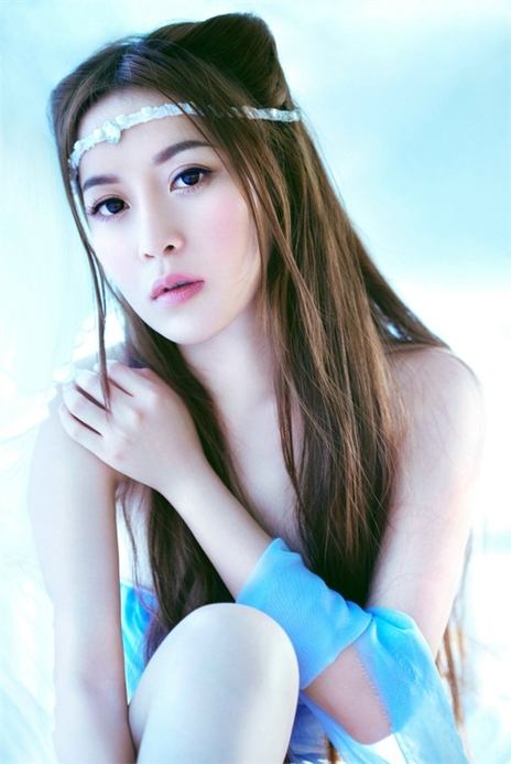 สาวจีน ใสแจ๋ว ในชุดนางฟ้าคลาสสิค สวยมั้ยต้องดู!!