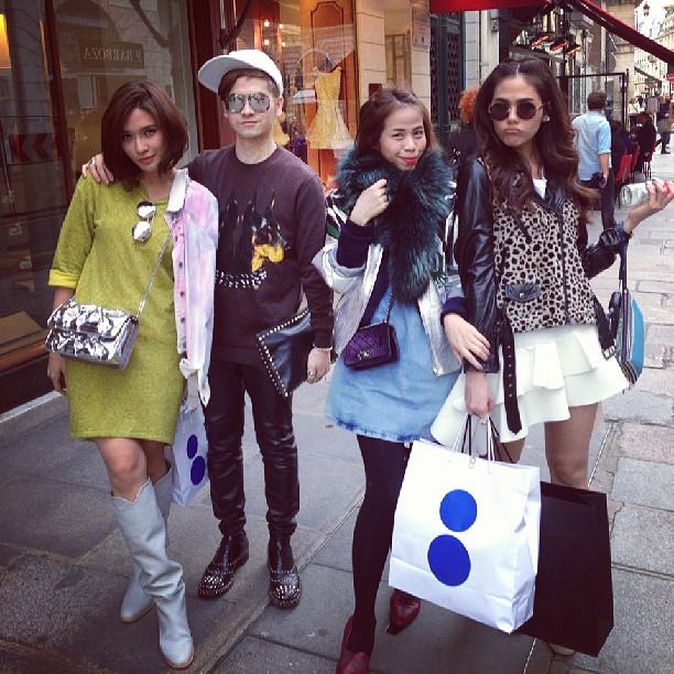 ชมพู่ อารยา in paris