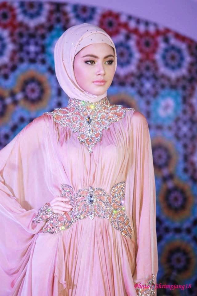 ใหม่ ดาวิกา Muslim Thai Expo