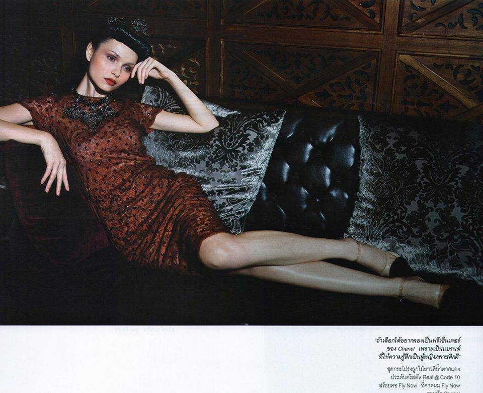 เจสสิก้า Asia's next top model ค่ะ ตอนนี้นางทำงานในยุโรปหับสตอร์มโมเดล มาร่มกันผลักดันคนไทยมีความสามารถให้ดังไกลทั่วโลกกันค่ะ