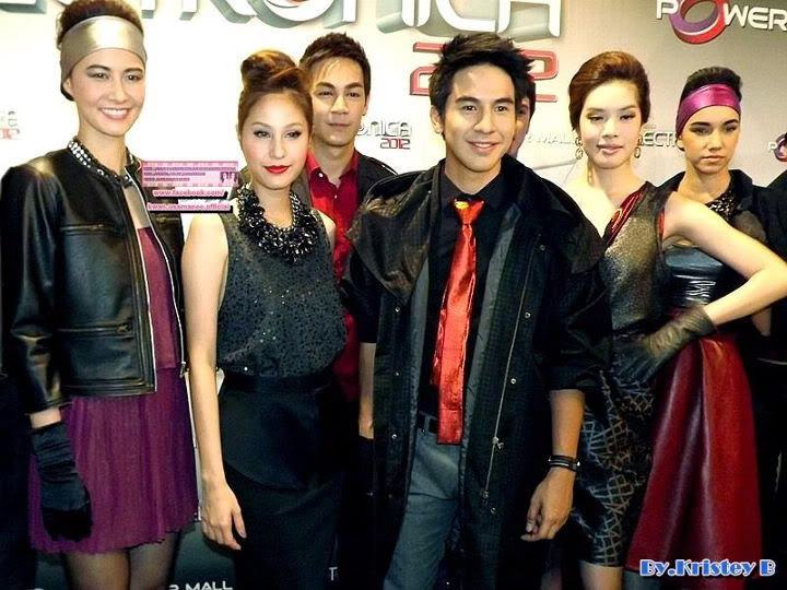 ขวัญ - โป๊ป