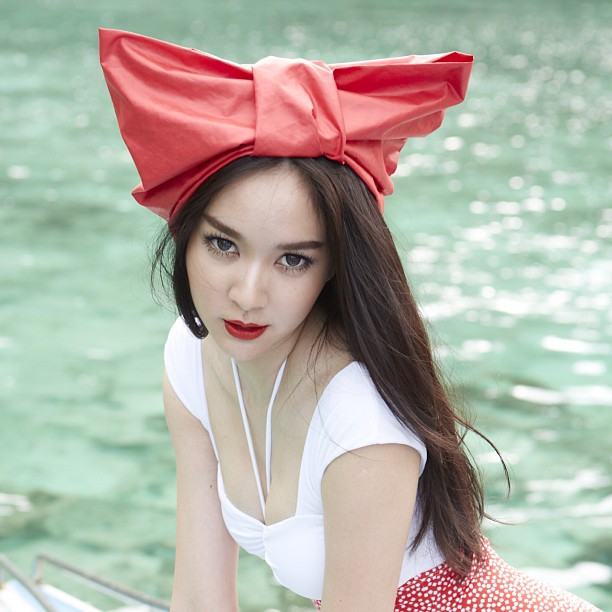 เบเบ้ โฟร์ สาวน้อยหน้าเด็กตลอดกาล