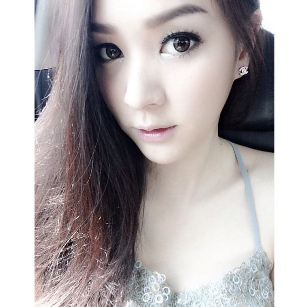 เบเบ้ โฟร์ สาวน้อยหน้าเด็กตลอดกาล