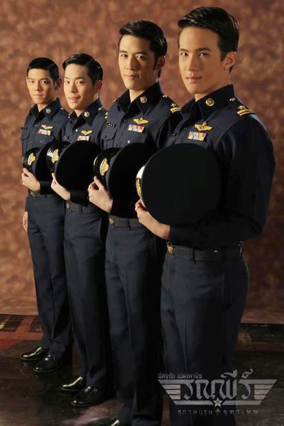 ทีเซอร์คุณชายรณพีร์อันแรกค่ะ