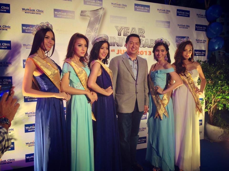 มิสแกรนด์ไทยแลนด์ 2013 ร่วมงานครบรอบ1ปี วุฒิศักดิ์ คลีนิก สาขาสีหนุ ประเทศกัมพูชา