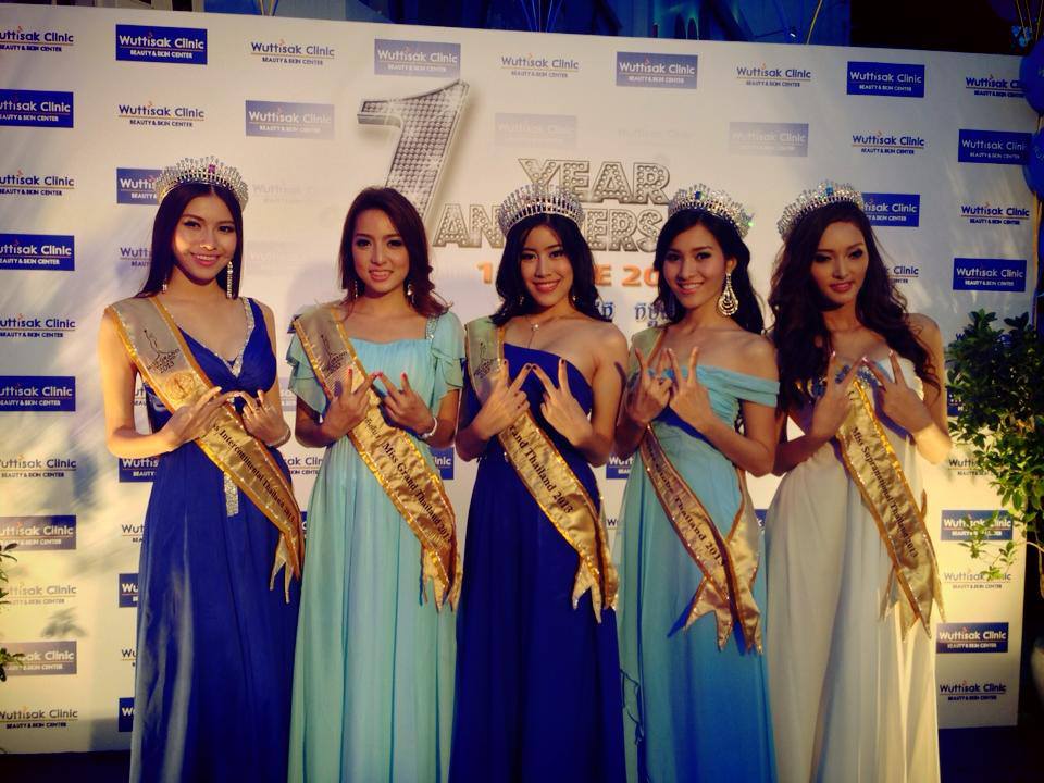 มิสแกรนด์ไทยแลนด์ 2013 ร่วมงานครบรอบ1ปี วุฒิศักดิ์ คลีนิก สาขาสีหนุ ประเทศกัมพูชา
