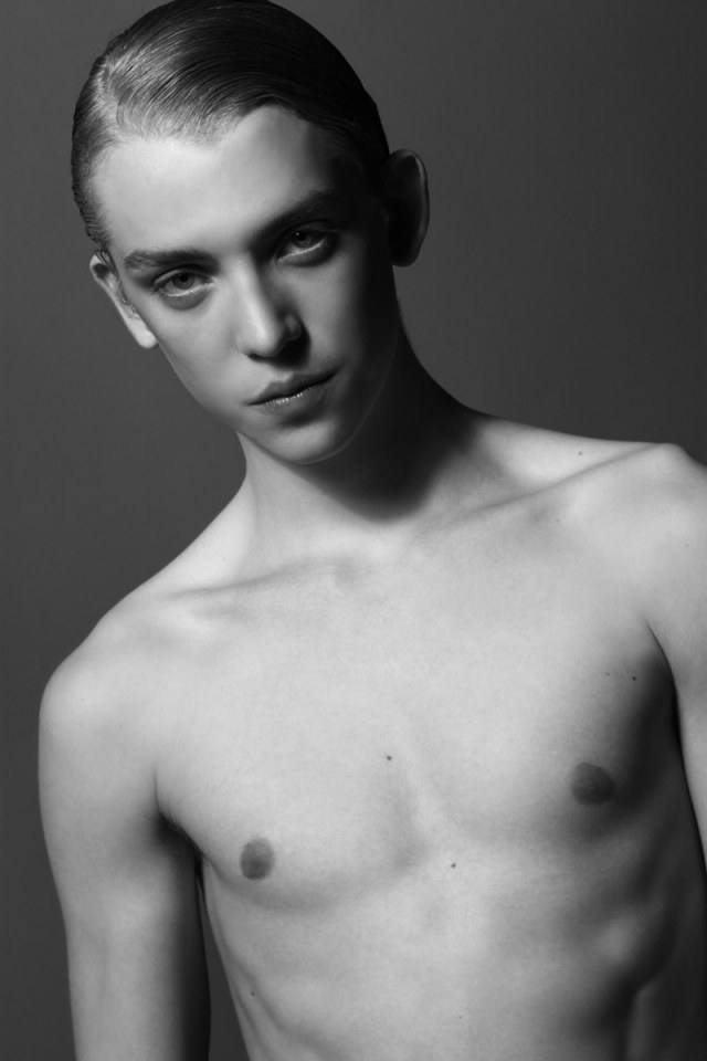 Jelle Haen หนุ่มน้อยหน้าสวย