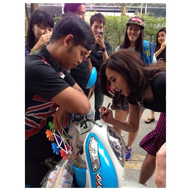 อัพเดทรูปพี่อั้มค่ะ ป.ล. ปลวก มารขยะ หรือผีติ่ง กรุณาอย่าป่วน