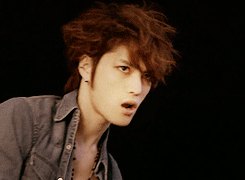 แจจุงถ่ายนู๊ดลงทวิต (โดน..แน่เลยค่า)