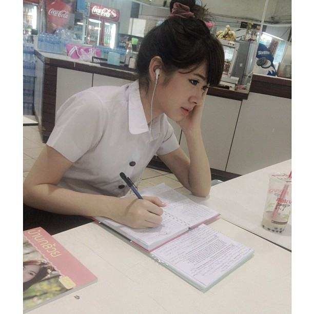 มิ้น นวินดา สาวลูกครึ่ง So Sexy