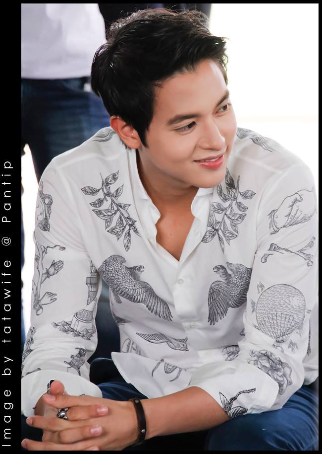 เจมส์ จิรายุ @ งาน อิ่มบุญอิ่มใจกับคุณชายพุฒิภัทร