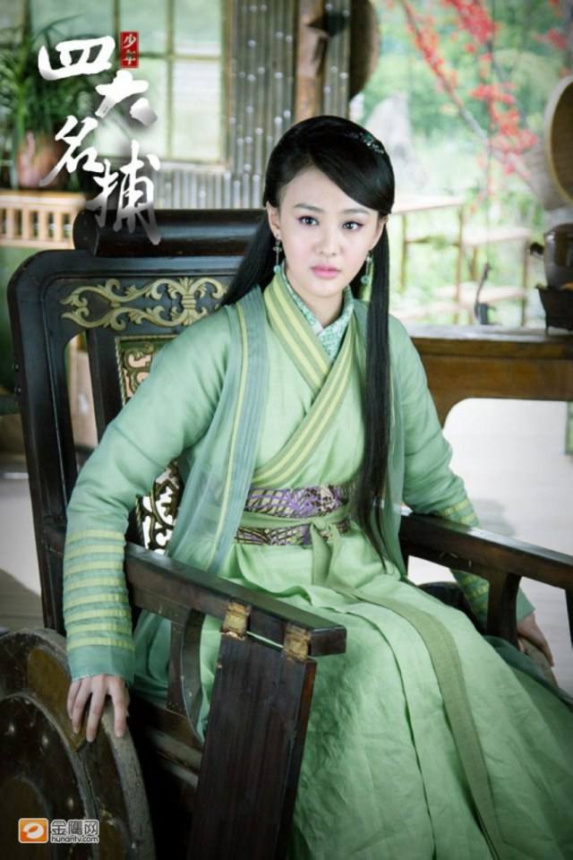 แหล่าสาวงามและหนุ่มหล่อ จากสี่มือปราบมหากาฬ-2013 ฉบับซีรี่ย์