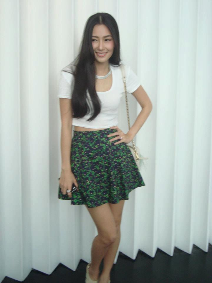 นุ่น วรนุช นางเอกผมสวยของวงการ