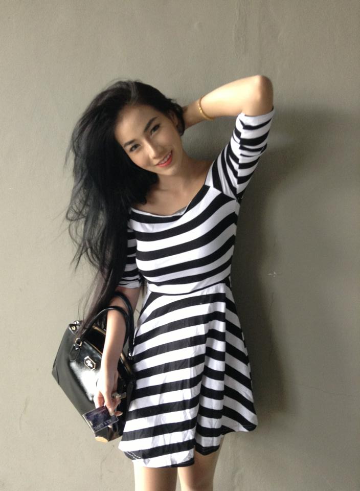 ชีสเค้ก พริตตี้ชื่อดังจาก Social Cam
