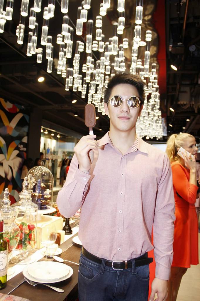 น้องเอิร์นจากงาน Magnum the Chocolatier