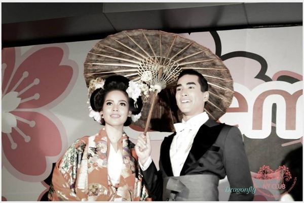 ญาญ่า-ณเดชน์ สวมมาดคู่รักญี่ปุ่น ในงานเปิดห้างแหลมทอง ระยอง