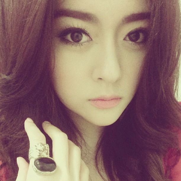 แก้มบุ๋ม พิมพ์นิภา นางร้ายเสียงแหลม