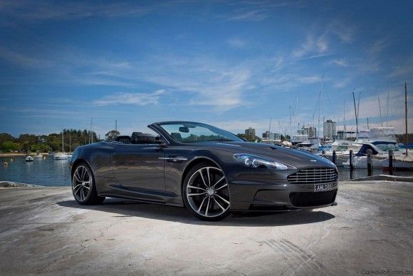 มาดูรถพี่นุ่น วรนุช ASTON MARTIN ราคา30ล้านกันเถอะพ่อแม่พี่น้องทุกคนที่รักพี่นุ่น วรนุช...