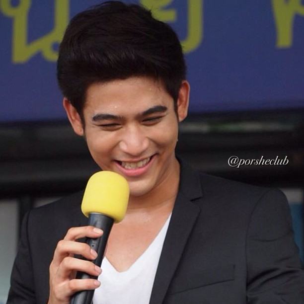 พอร์ช @ garnier men acno fight