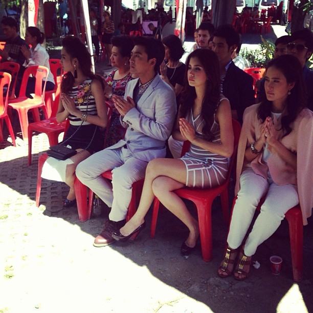 บวงสรวง ละคร 3 เรื่อง "โดมทอง , แม่ค้า และ สะใภ้หัวแดง"