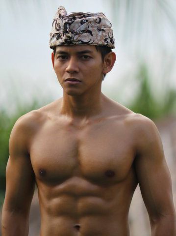 นายแบบบาหลี เห็นแล้วอยากไปฟินที่อินโด