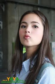 ชอบ ใหม่ ชอบ ญาญ่า