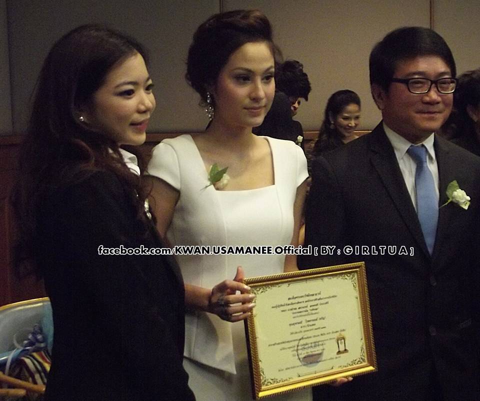 “ขวัญ อุษามณี - ไมค์ พิรัชต์ คว้าบุคคลตัวอย่างรางวัล “ระฆังทอง”