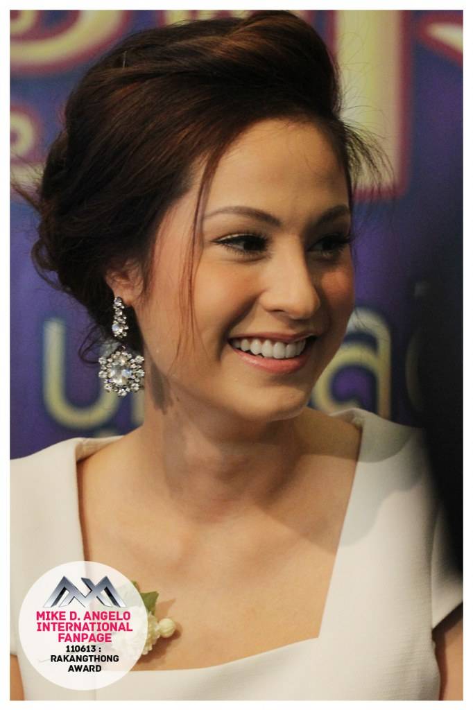 “ขวัญ อุษามณี - ไมค์ พิรัชต์ คว้าบุคคลตัวอย่างรางวัล “ระฆังทอง”