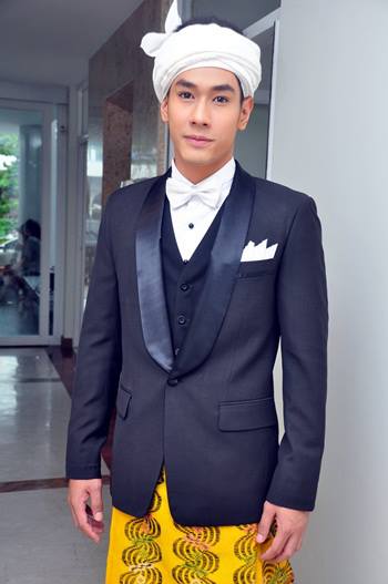 วันนี้ที่รอคอย...ดราม่าแห่งชุดพม่า-ชุดไทใหญ่