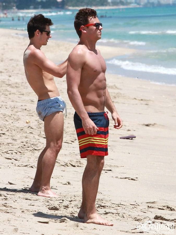 วันพักผ่อนของนักกระโดดน้ำทีมชาติอังกฤษ Tom Daley